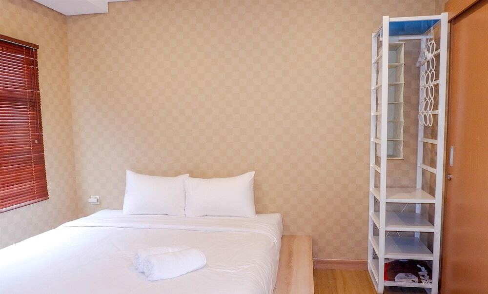 Джакарта: Spacious Studio Madison Park Apartment Beside Central Park Mall