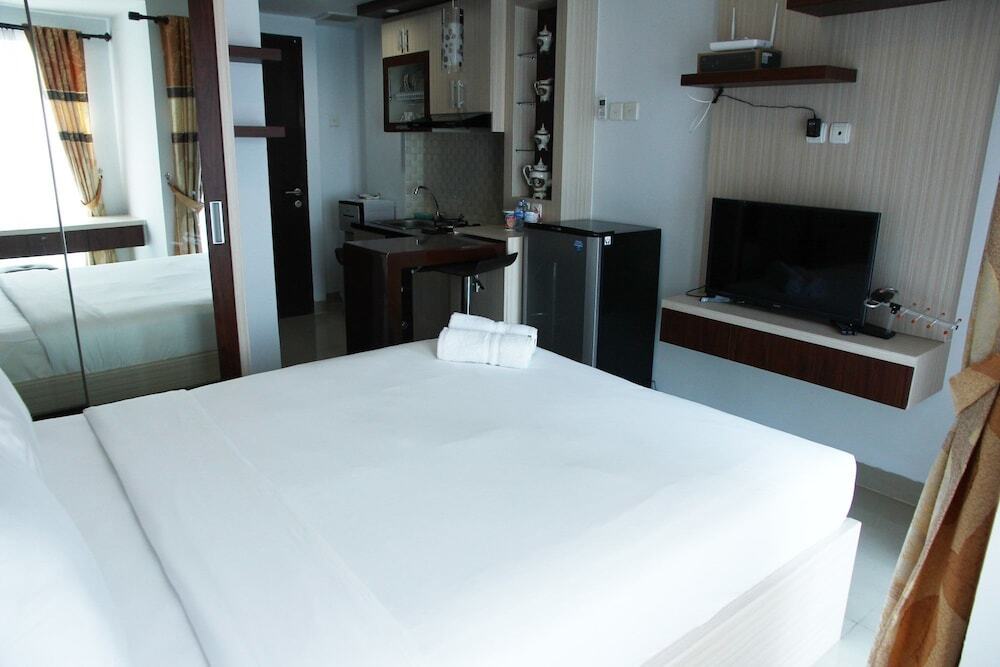 Бекаси: City View Studio Apartment At Grand Dhika City Near Bekasi Timur Toll