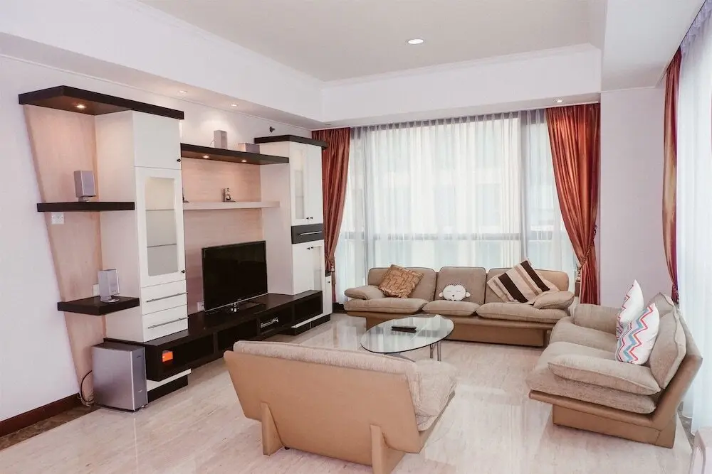 Джакарта: Luxurious and Spacious Casablanca Apartment next to Kokas
