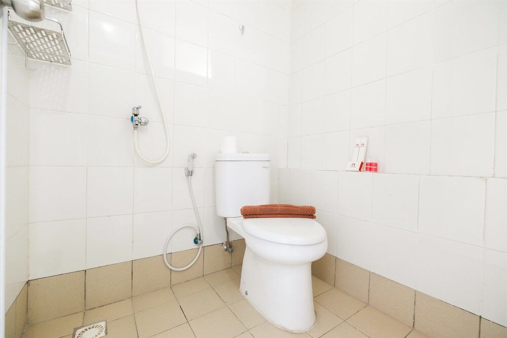 Джакарта: Comfy and Cozy Studio Bassura City Cipinang Apartment