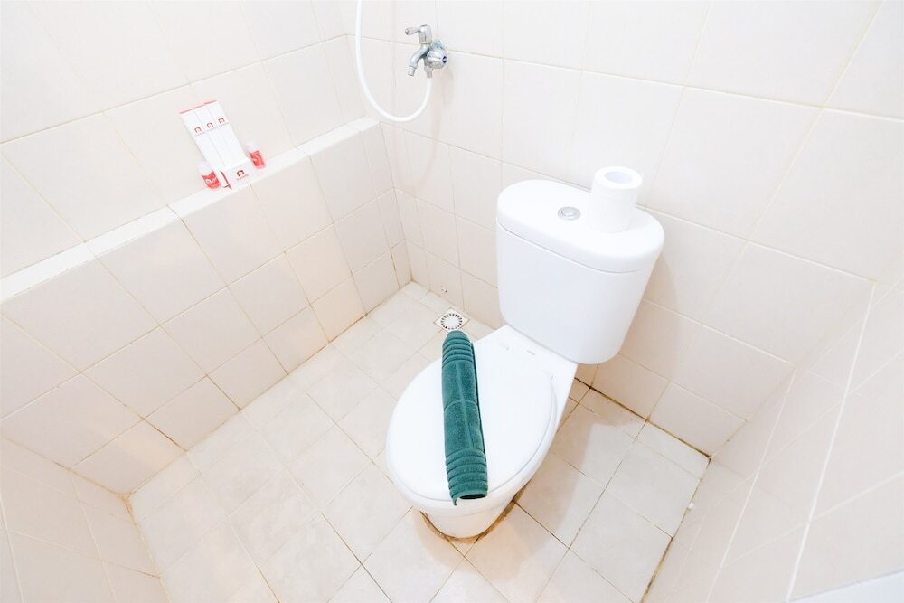 Джакарта: Comfy Green Palace Kalibata Apartment