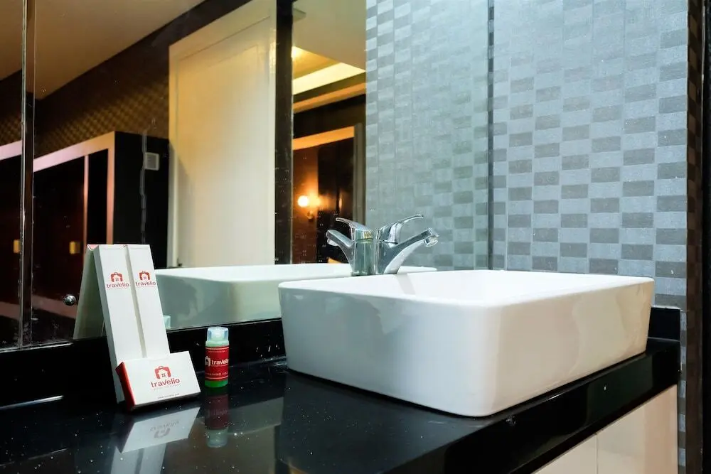 Джакарта: Homey Green Lake Sunter Apartment