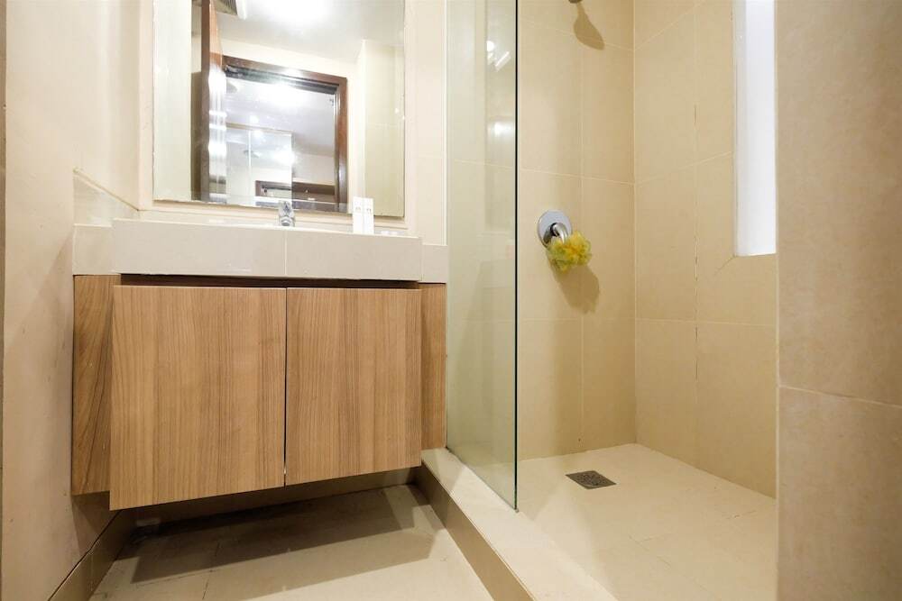 Тангеранг: Dazzle Studio Room @ U-Residence Apartment Direct To Supermall Karawaci