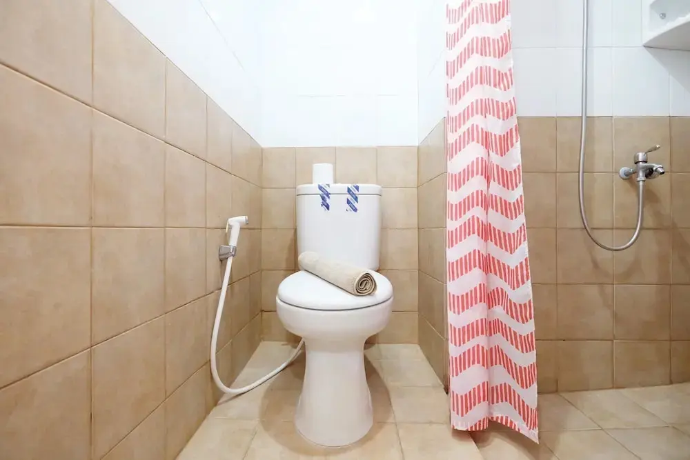 Джакарта: Green Pramuka City Apartment
