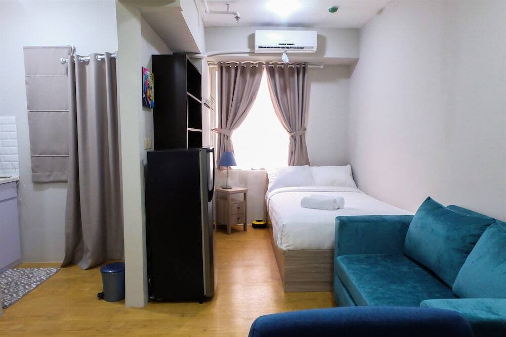 Джакарта: Spacious Pool View Menteng Square Apartment
