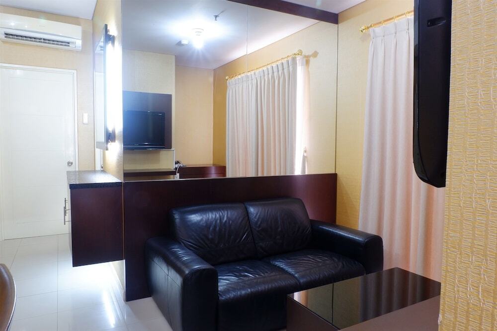 Джакарта: Cosmo Terrace Apartment with Direct Access to Thamrin City Mall