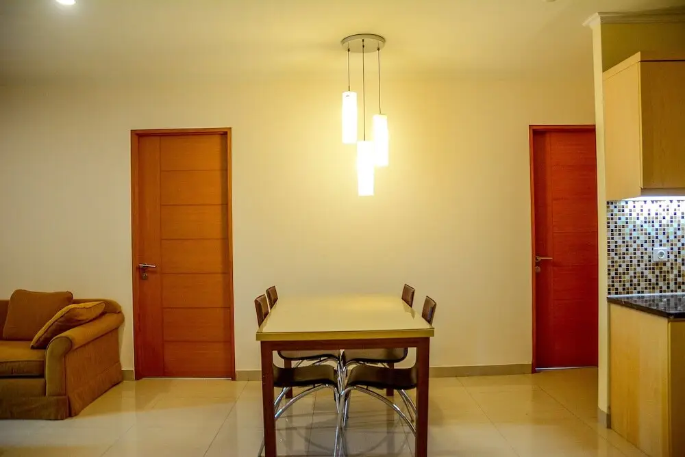 Джакарта: Best Spacious Hampton's Park Apartment