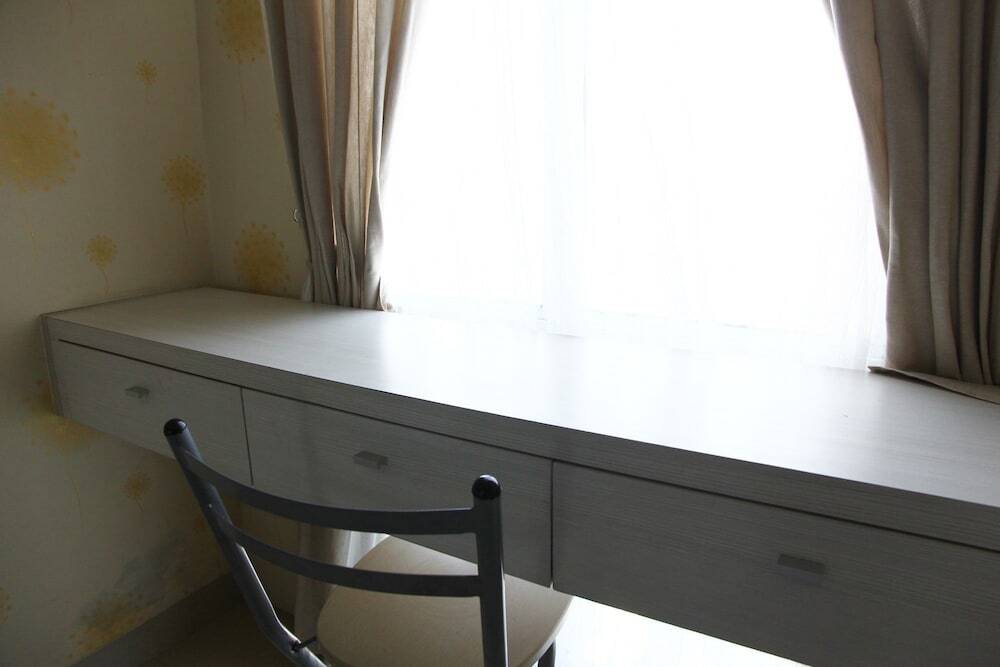 Бекаси: Fully Furnished Studio Apartment @ Grand Dhika City