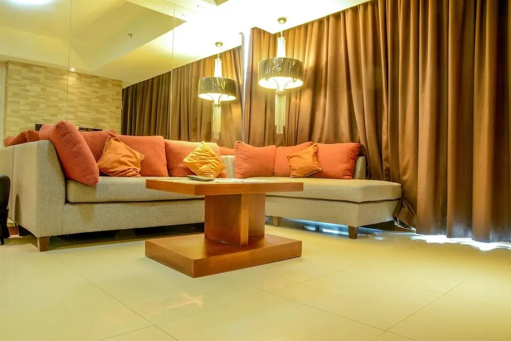 Джакарта: Cozy Pool View Kemang Village Residence Apartment with Direct Access To Mall