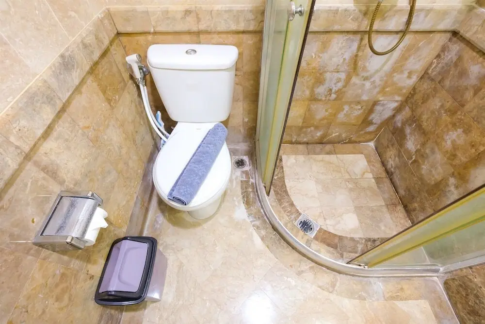 Джакарта: Spacious Riverside Pluit Apartment