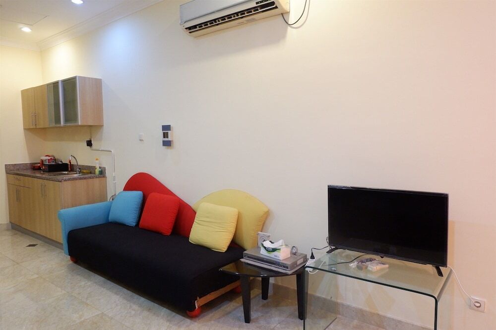 Джакарта: Homey The Bellezza Apartment