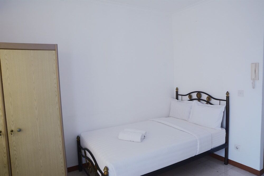 Джакарта: Strategic Studio Maple Park Apartment Near Kemayoran and Sunter