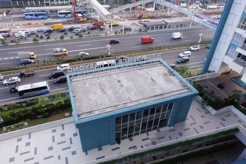 Джакарта: Fully Furnished Studio Apartment Near Mt Haryono And Halim
