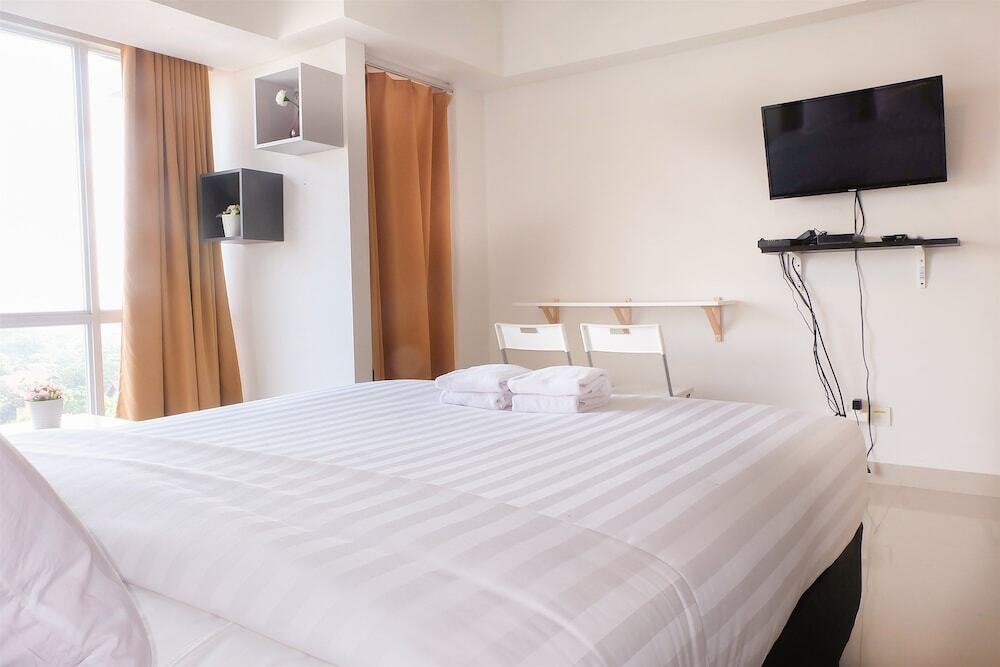 Джакарта: Fully Furnished Studio Apartment Near Mt Haryono And Halim
