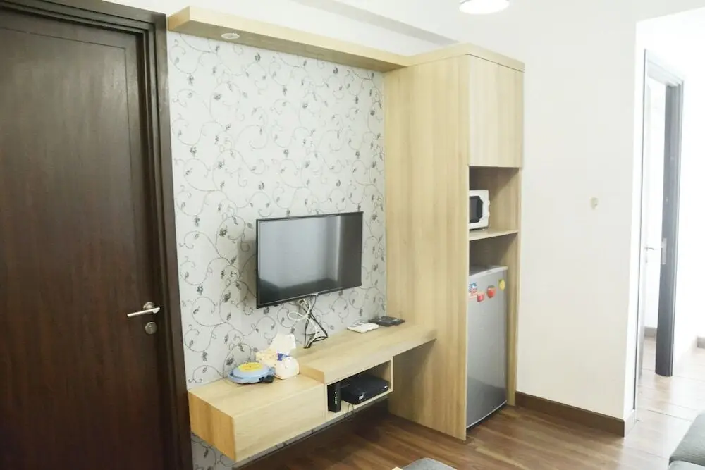 Джакарта: Cozy at Aspen Apartment Near To Mall