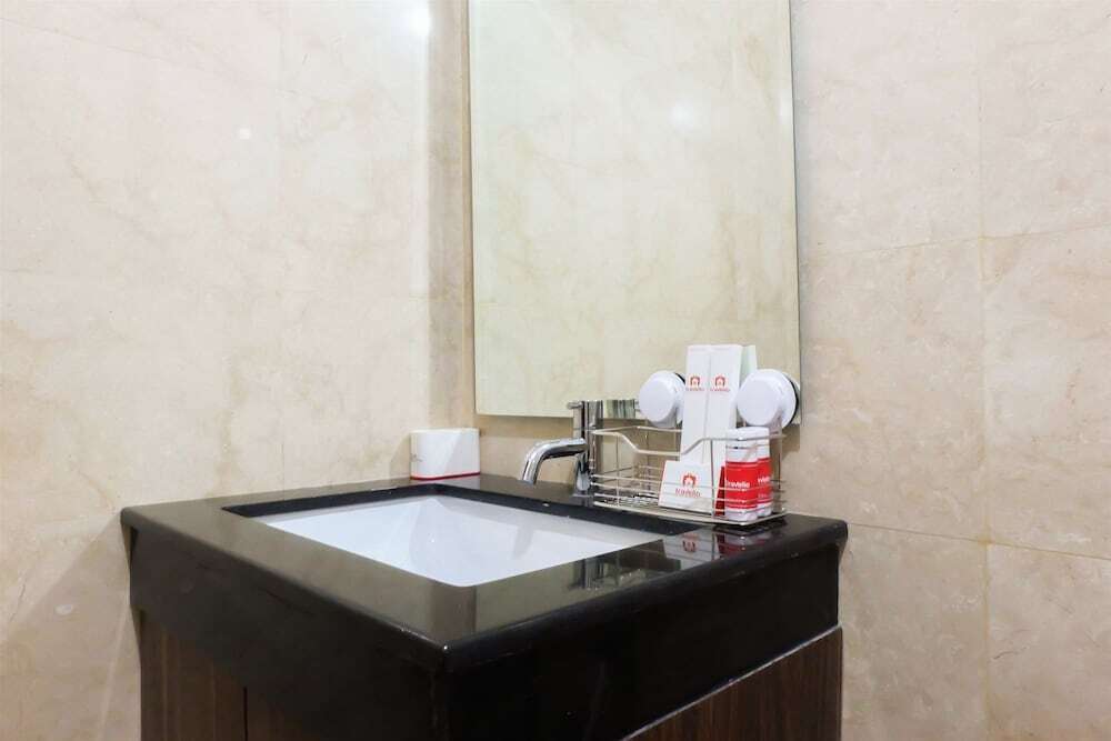 Джакарта: Luxury Lavenue Apartment