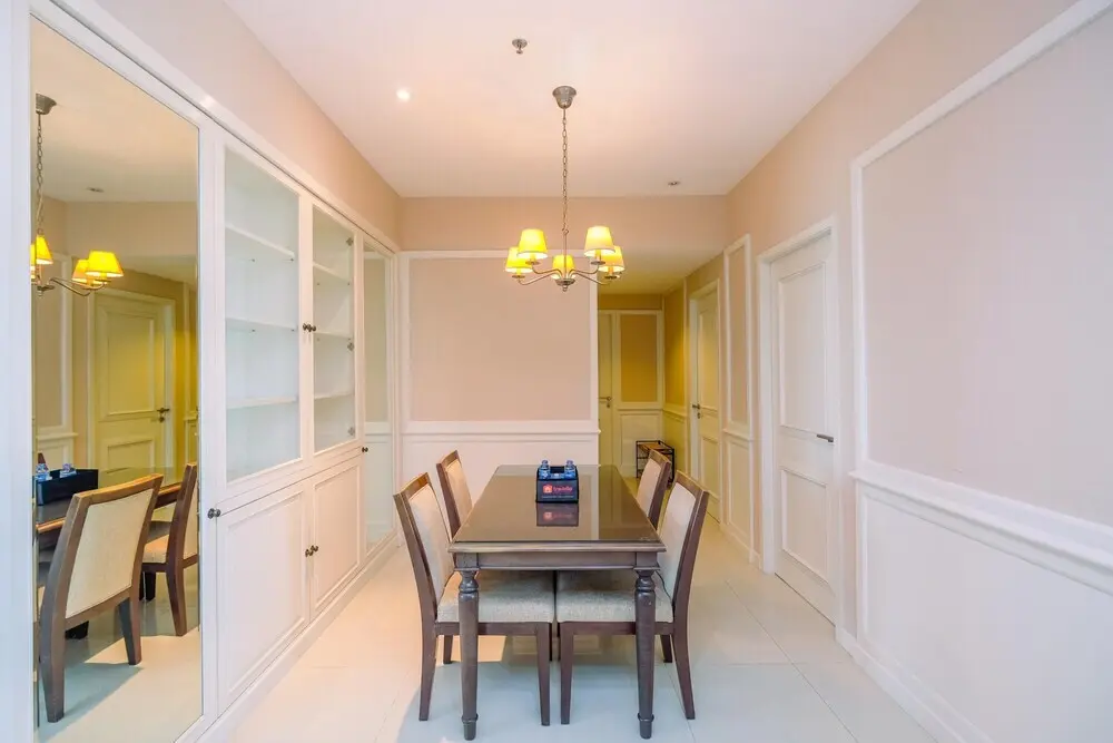 Джакарта: Gandaria Heights Apartment with Mall Access
