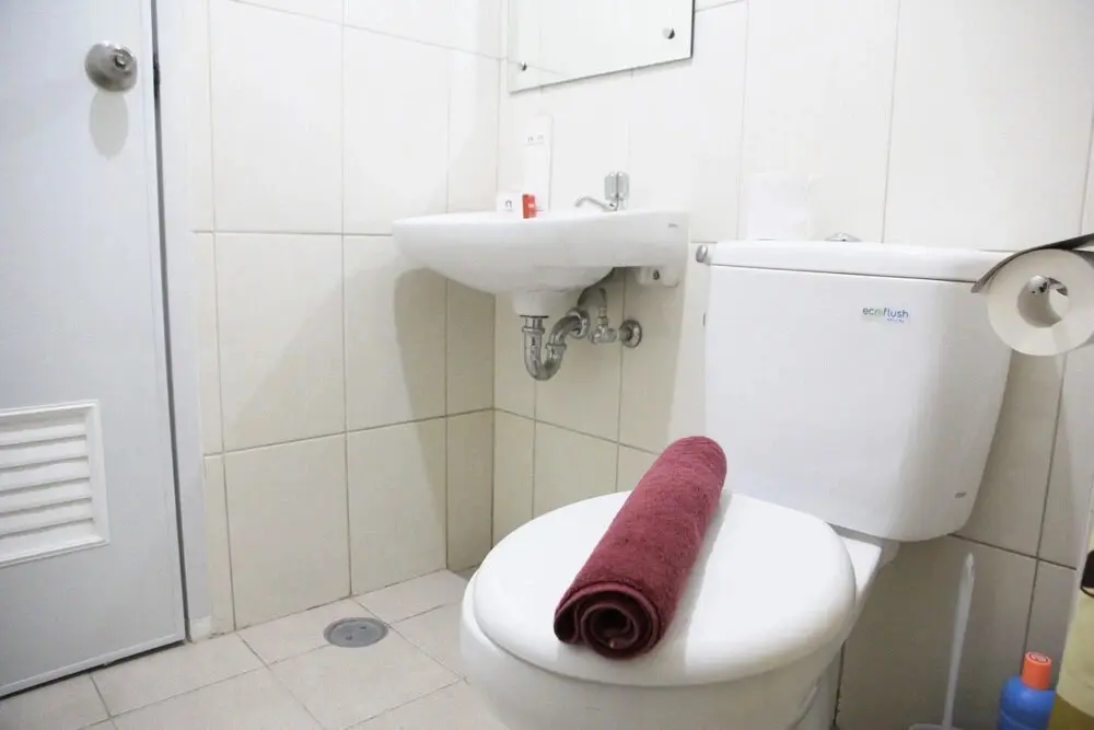 Бекаси: Furnished Studio Apartment @ The Springlake Summarecon