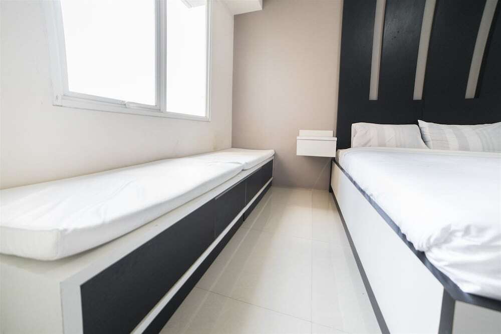 Бандунг: Cozy Studio @ Galeri Ciumbuleuit 2 with Pool View By Travelio