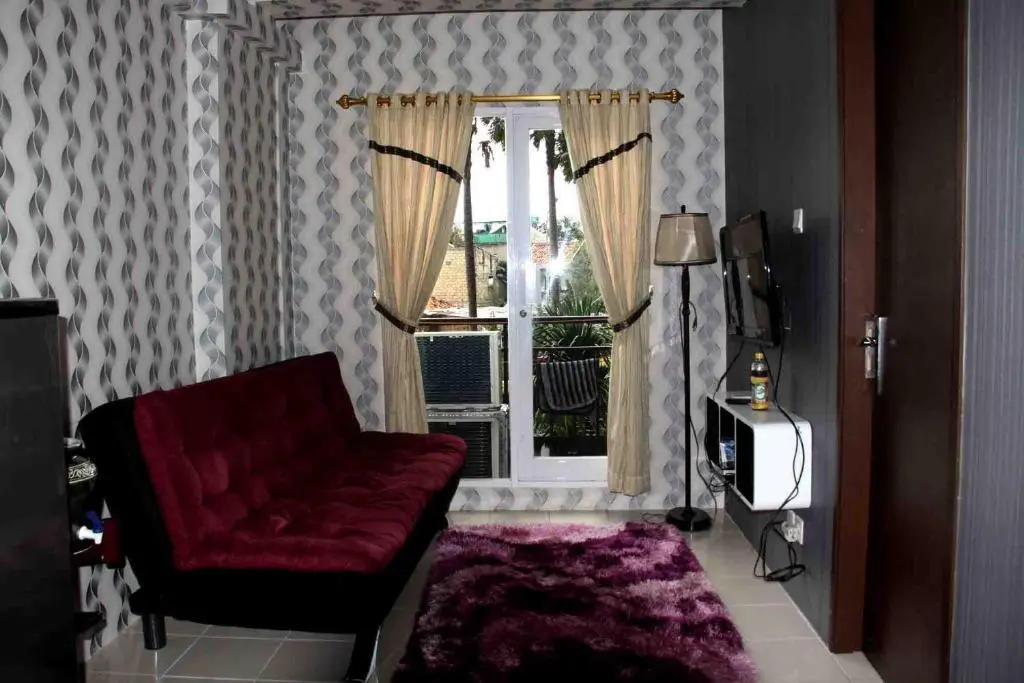 Джакарта: Puri Park View Apartment with Balcony