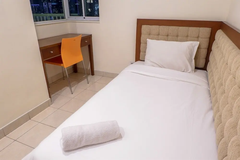 Джакарта: Premium Location Ambasador 2 Apartment