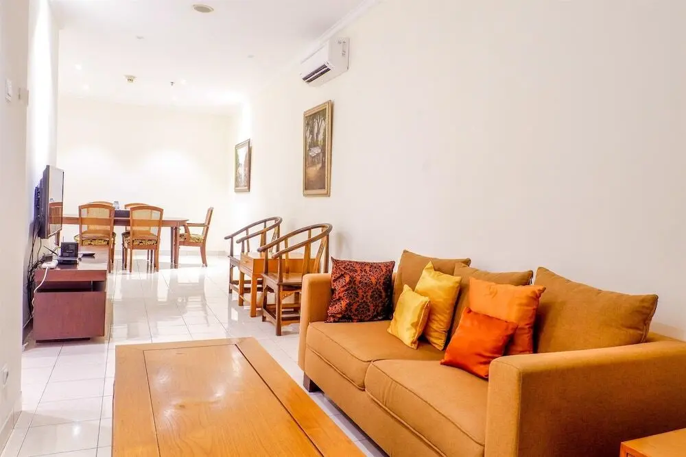 Джакарта: Premium Location Ambasador 2 Apartment