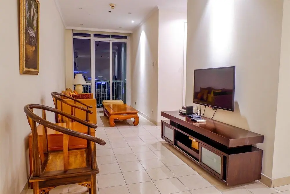 Джакарта: Premium Location Ambasador 2 Apartment