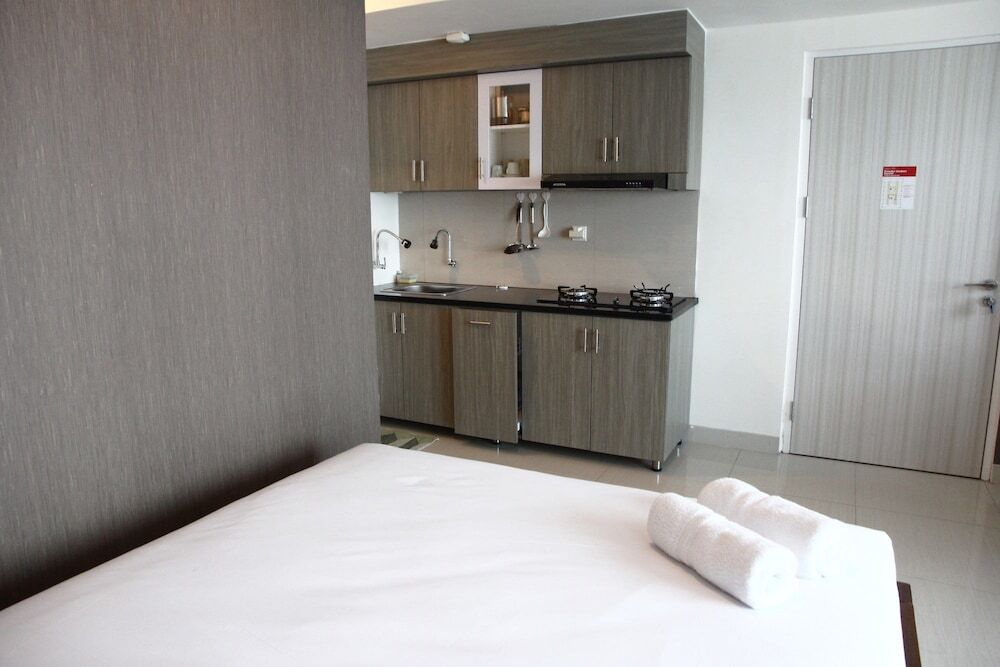 Бекаси: Affordable Studio Room Apartment @ Grand Kamala Lagoon
