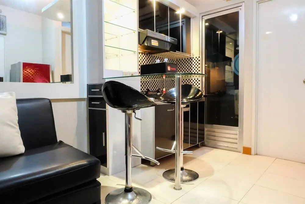 Джакарта: Cozy with City View in Kalibata Apartment Direct To Kalibata City Mall