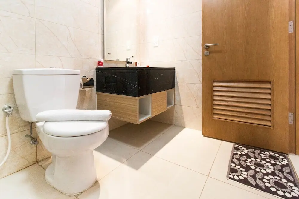 Джакарта: Huge the Mansion Tower Capilano Apartment