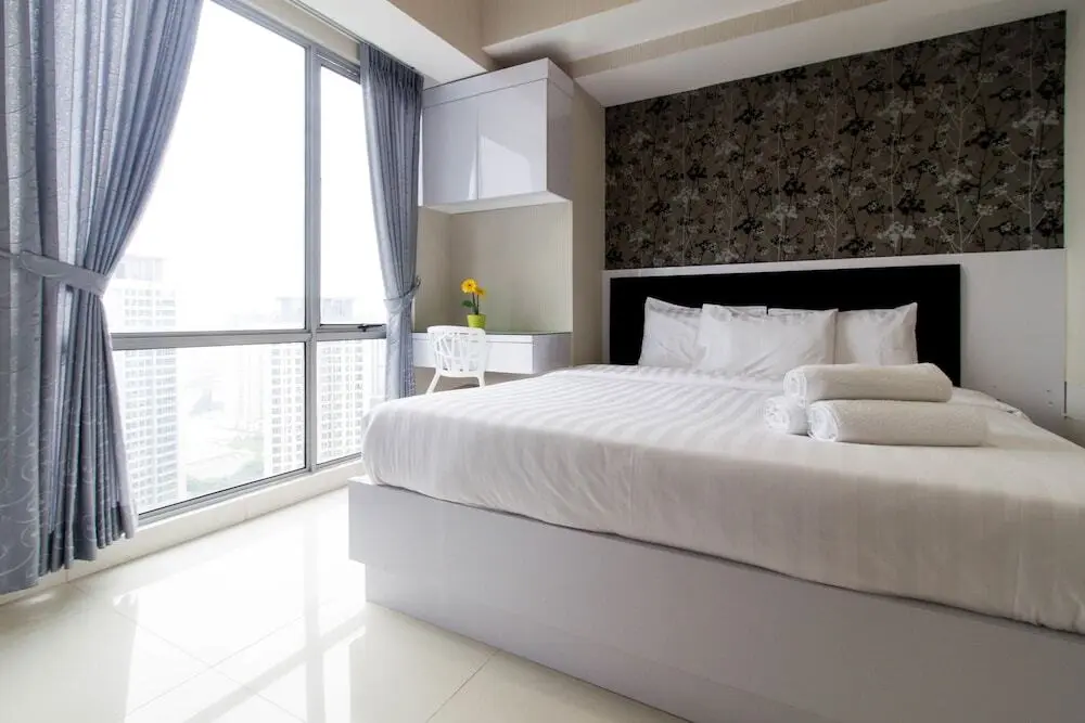 Джакарта: Huge the Mansion Tower Capilano Apartment