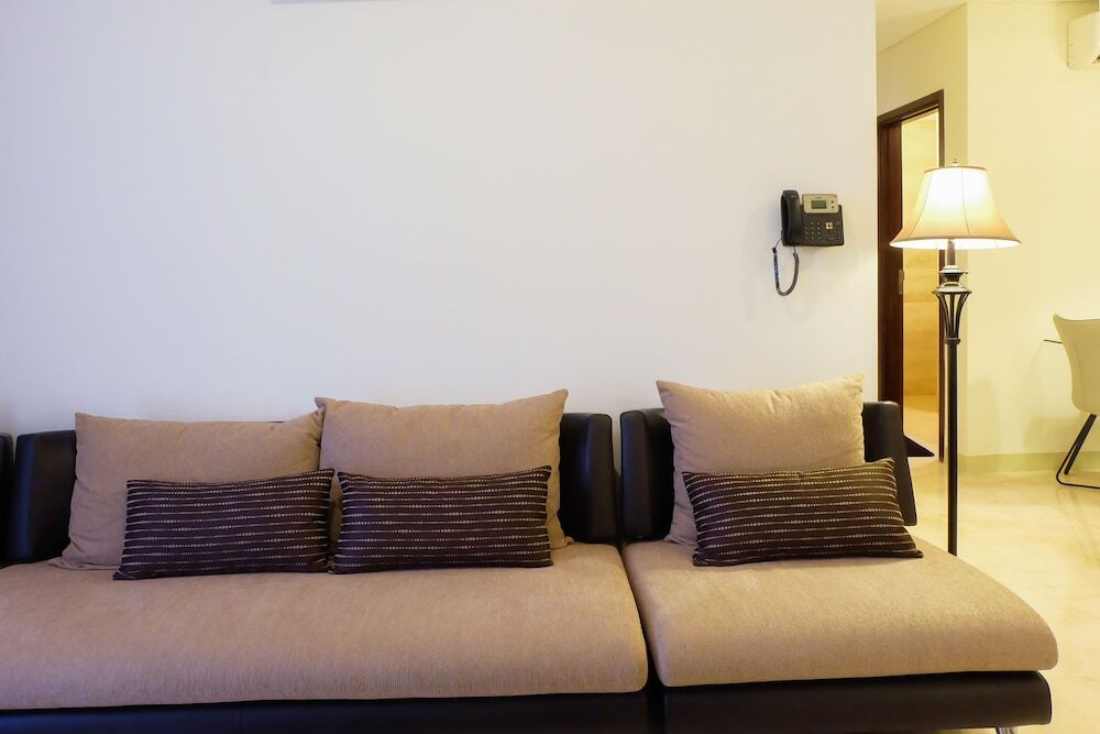 Джакарта: Great Location Pancoran Lavenue Apartment
