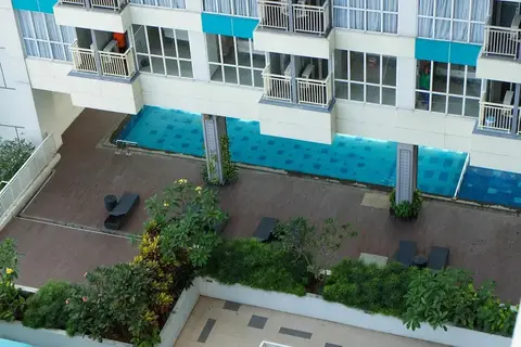 Warm Interior Apartment near MT Haryono and Cawang — фото 1