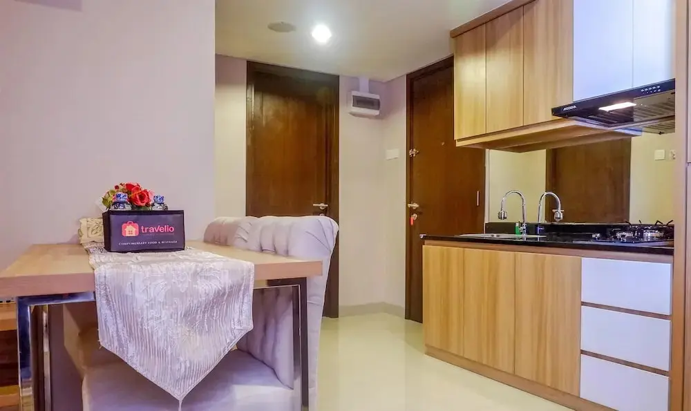 Джакарта: Warm Interior Apartment near MT Haryono and Cawang