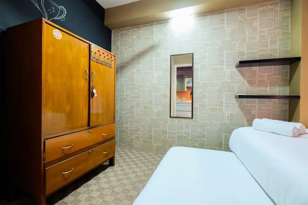 Джакарта: Cozy Trendy Green Palace Kalibata City Apartment