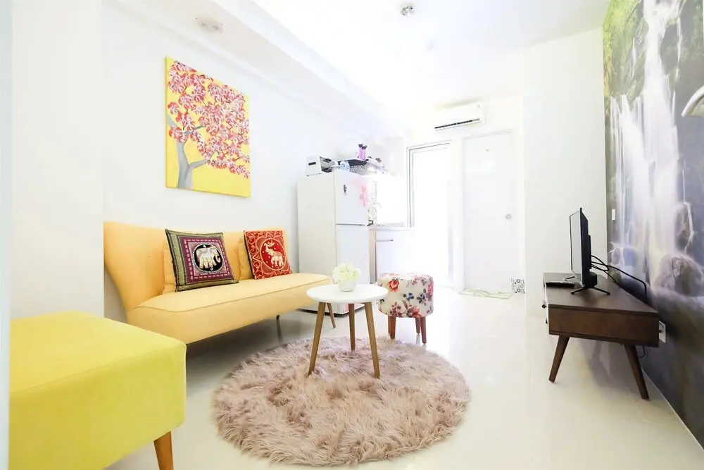 Джакарта: Best Designed Bassura City Apartment