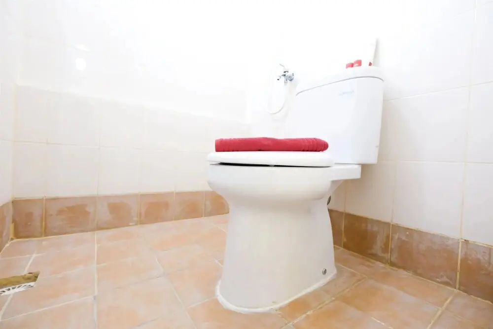 Джакарта: Best Designed Bassura City Apartment