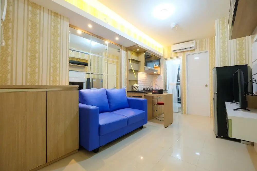 Джакарта: Cozy & Affordable Bassura City Apartment