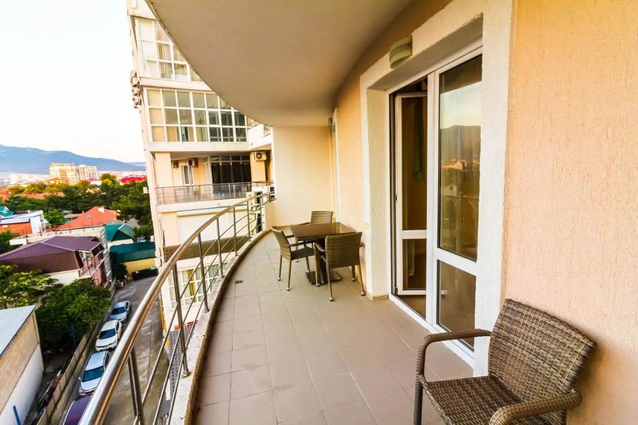 Геленджик: La Costa Apartments