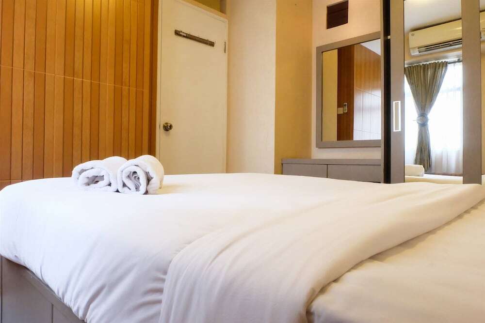 Джакарта: New Furnished Kalibata City Apartment