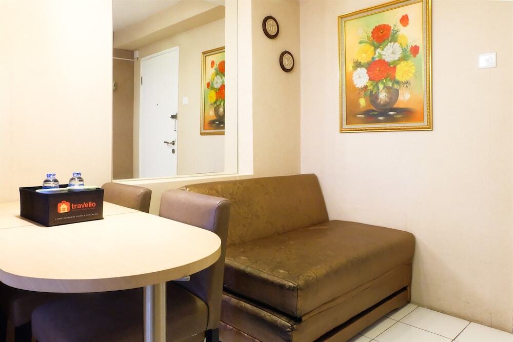 Джакарта: New Furnished Kalibata City Apartment