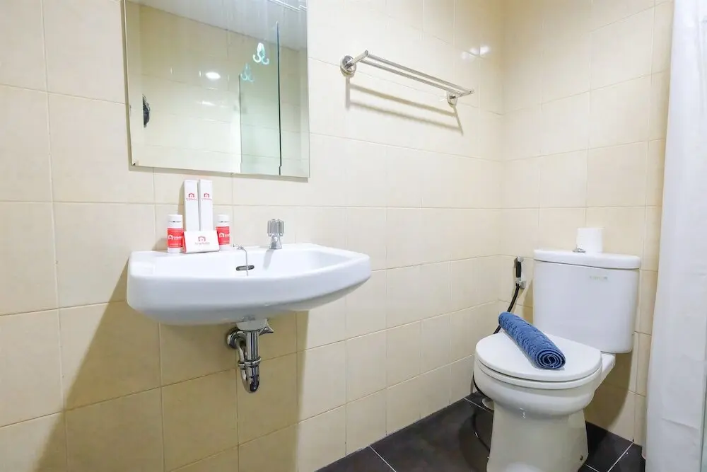 Джакарта: Pool View Cosmo Terrace Apartment at Thamrin City
