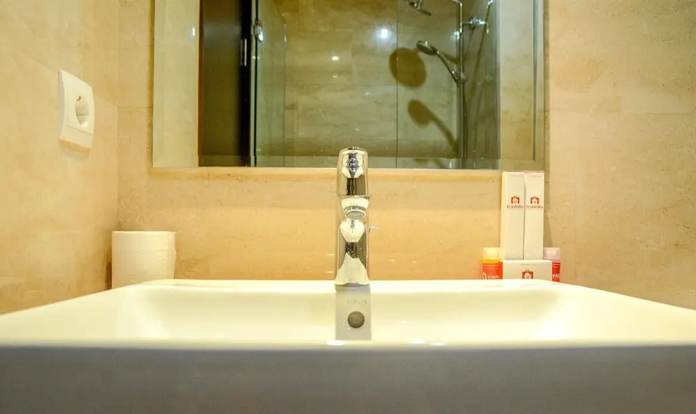 Джакарта: New Studio Menteng Park Apartment with City View