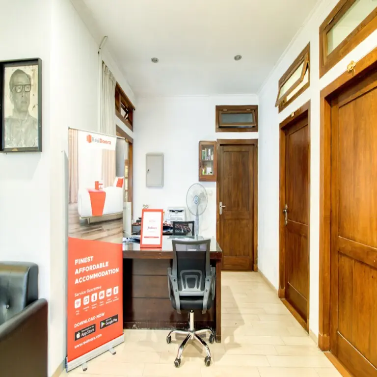 Джокьякарта: Pi Home Baciro
