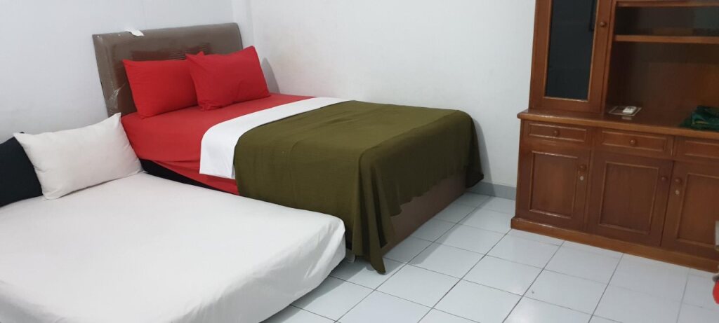 Паданг: 360 Homestay