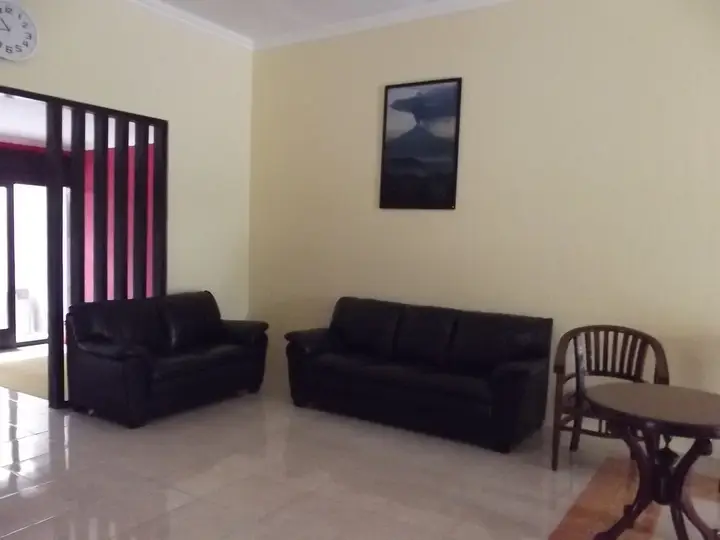 Депок: Rumah Anargya