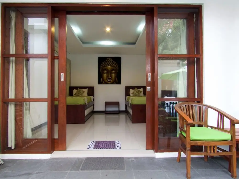 Денпасар: Sanur Beach Villas