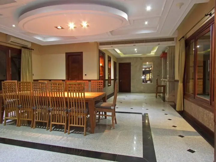 Беноа: Dynasty Estate
