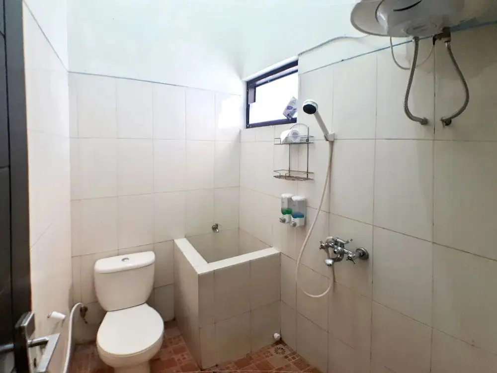 Бату: Villa Batu 2 Kamar No.7 dekat Museum Angkut