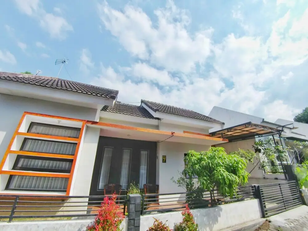 Бату: Villa Batu 2 Kamar No.7 dekat Museum Angkut